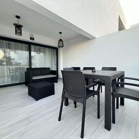 Ftv Holidays Homes - Casa Relan La Oliva Exterior foto